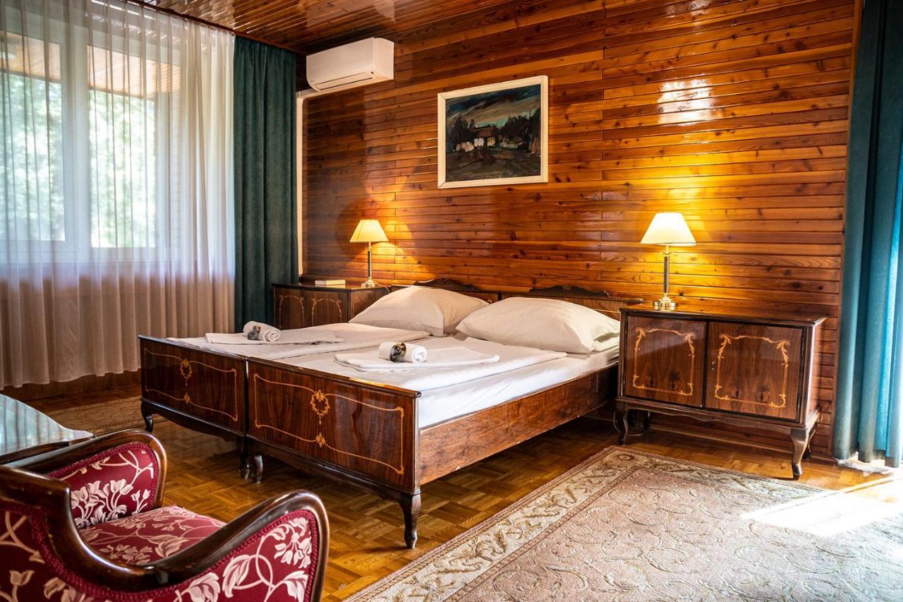 Ozoon Hotel Nyíregyháza Dış mekan fotoğraf