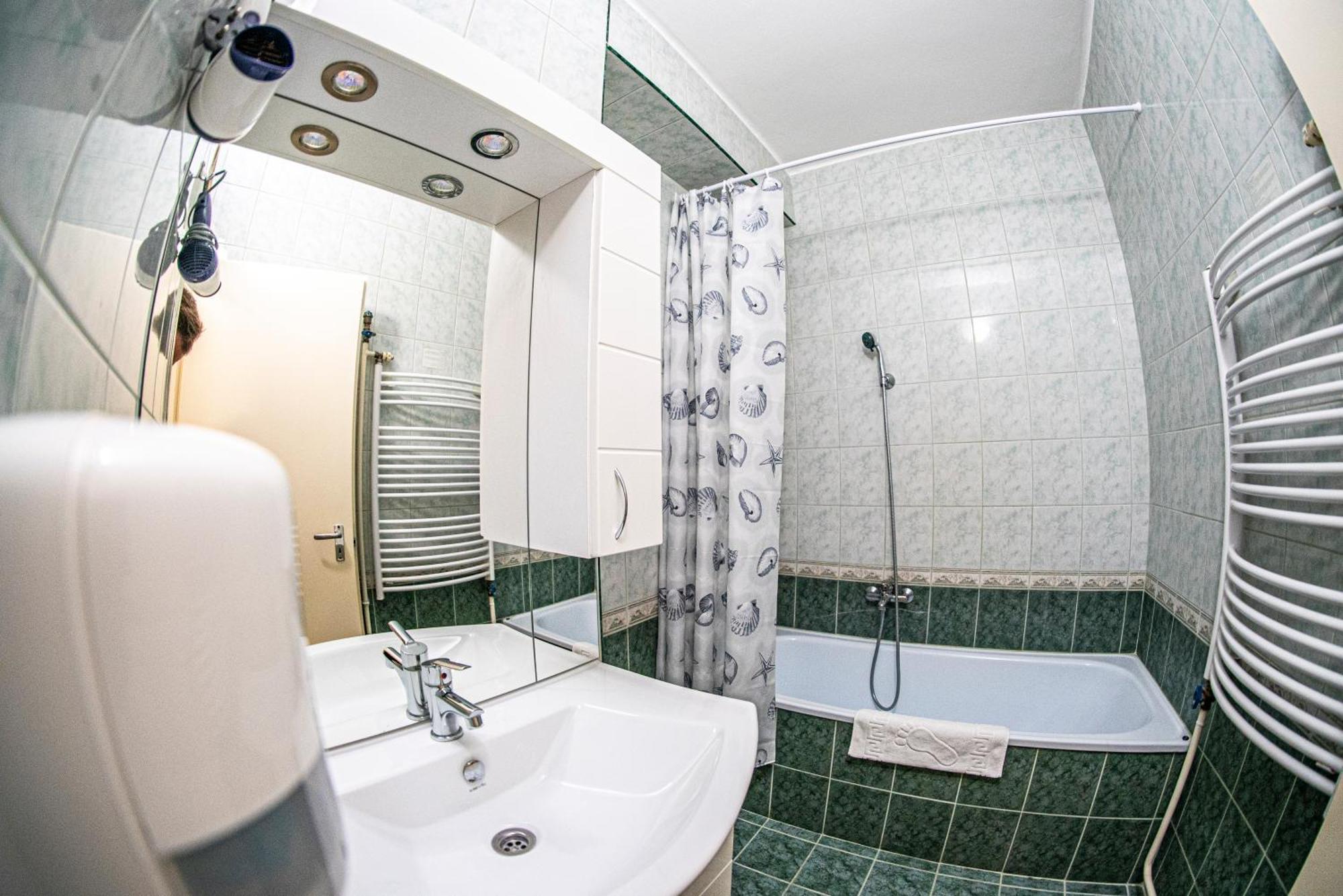 Ozoon Hotel Nyíregyháza Dış mekan fotoğraf